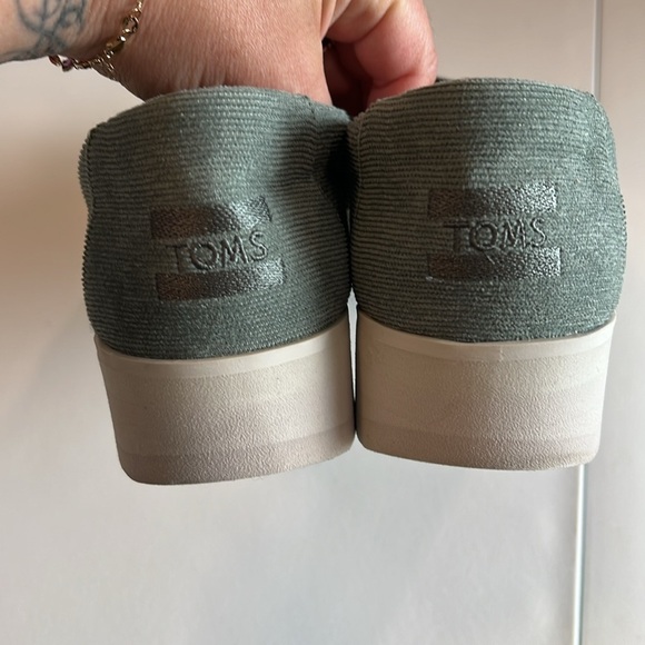 TOMS -‎ Sage green corduroy slip on canvas shoes, 8 main image 8